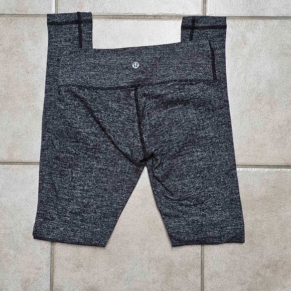 Lululemon Gray Herringbone Leggings Size 4 - Picture 2 of 6